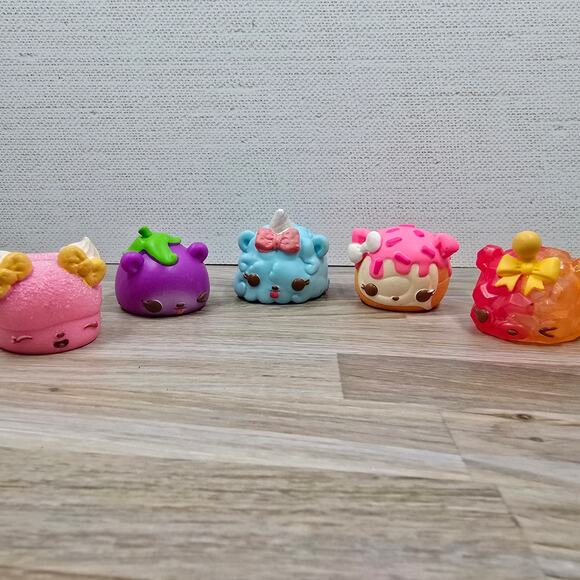 Num Noms randomly put together lot of 5 - Picture 1 of 7